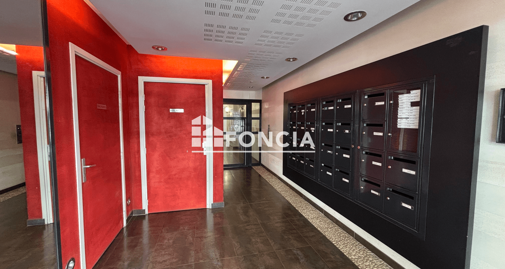 Appartement 4 pièces (102.12 m²) à louer - Courbevoie (92400)