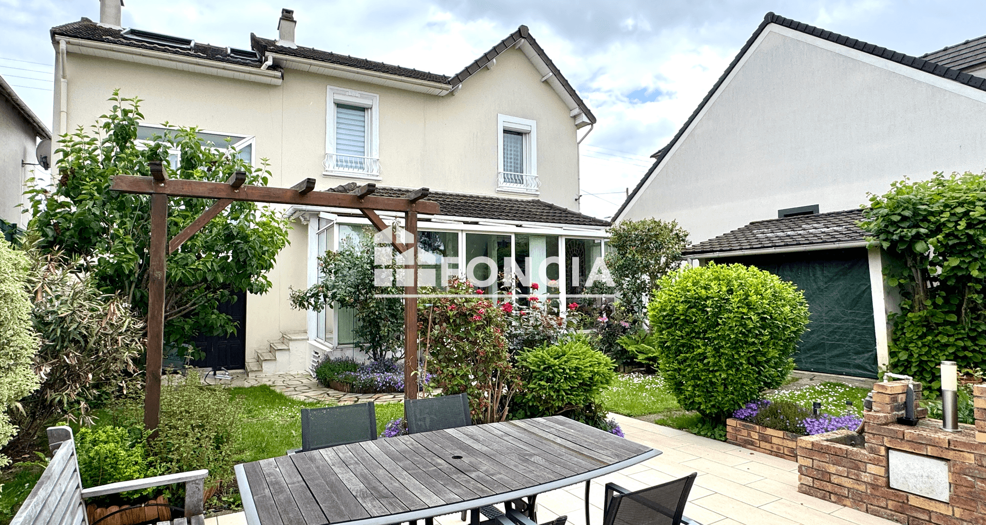Maison 6 pièces (121 m²) à vendre - Paray-vieille-poste (91550)