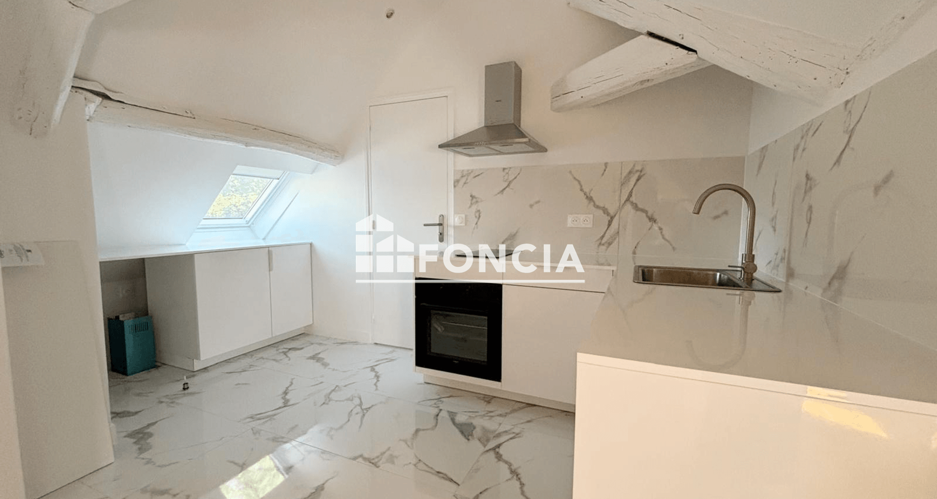 Appartement 2 pièces (30.3 m²) à louer - Sceaux (92330)