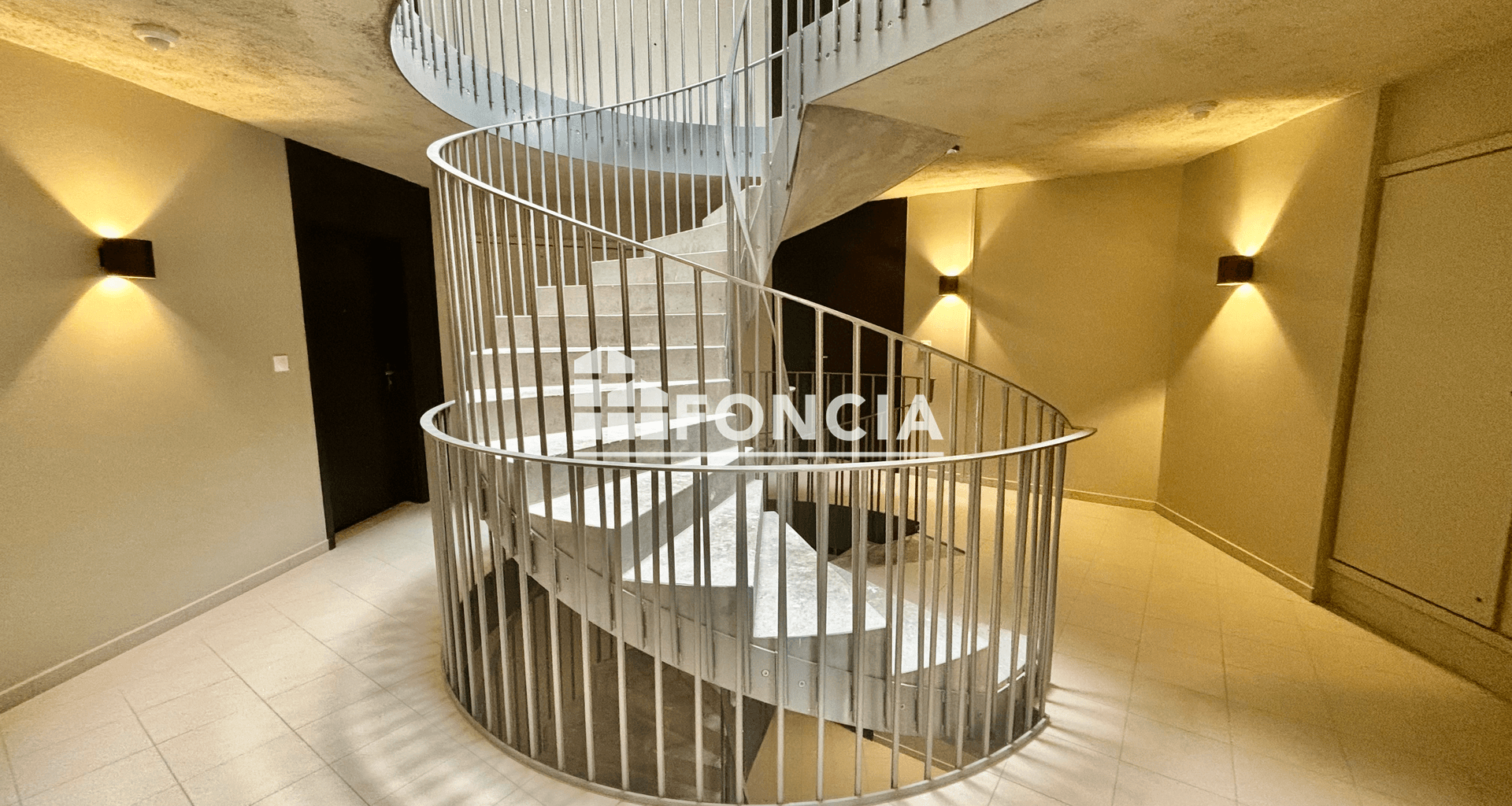 Appartement 2 pièces (52.6 m²) à louer - Versailles (78000)