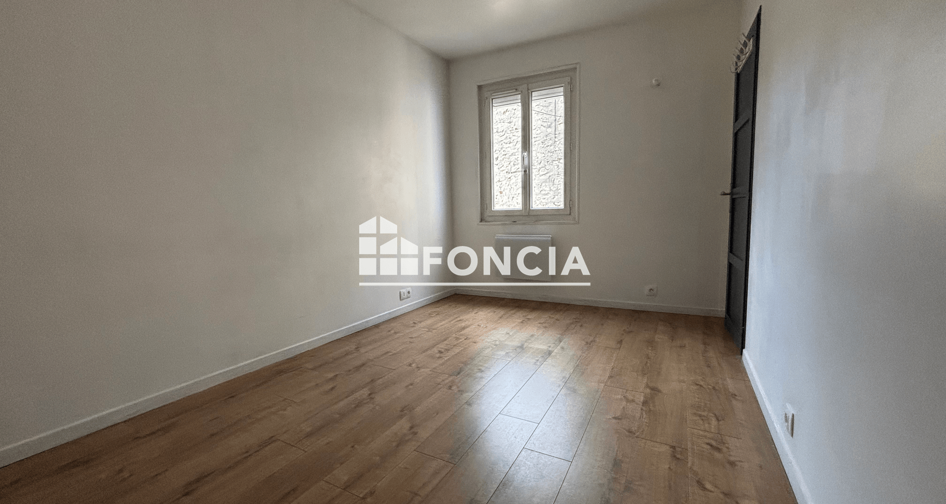 Appartement 4 pièces (73 m²) à vendre - Fontainebleau (77300)