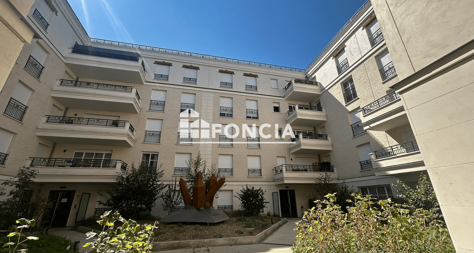 Appartement 3 pièces (71.95 m²) à louer - Châtenay-malabry (92290)