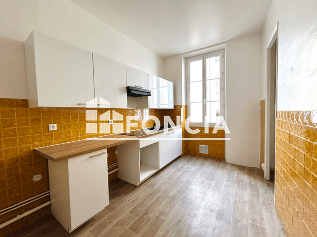 Appartement 5 pièces (167.05 m²) à louer - Toulon (83000)