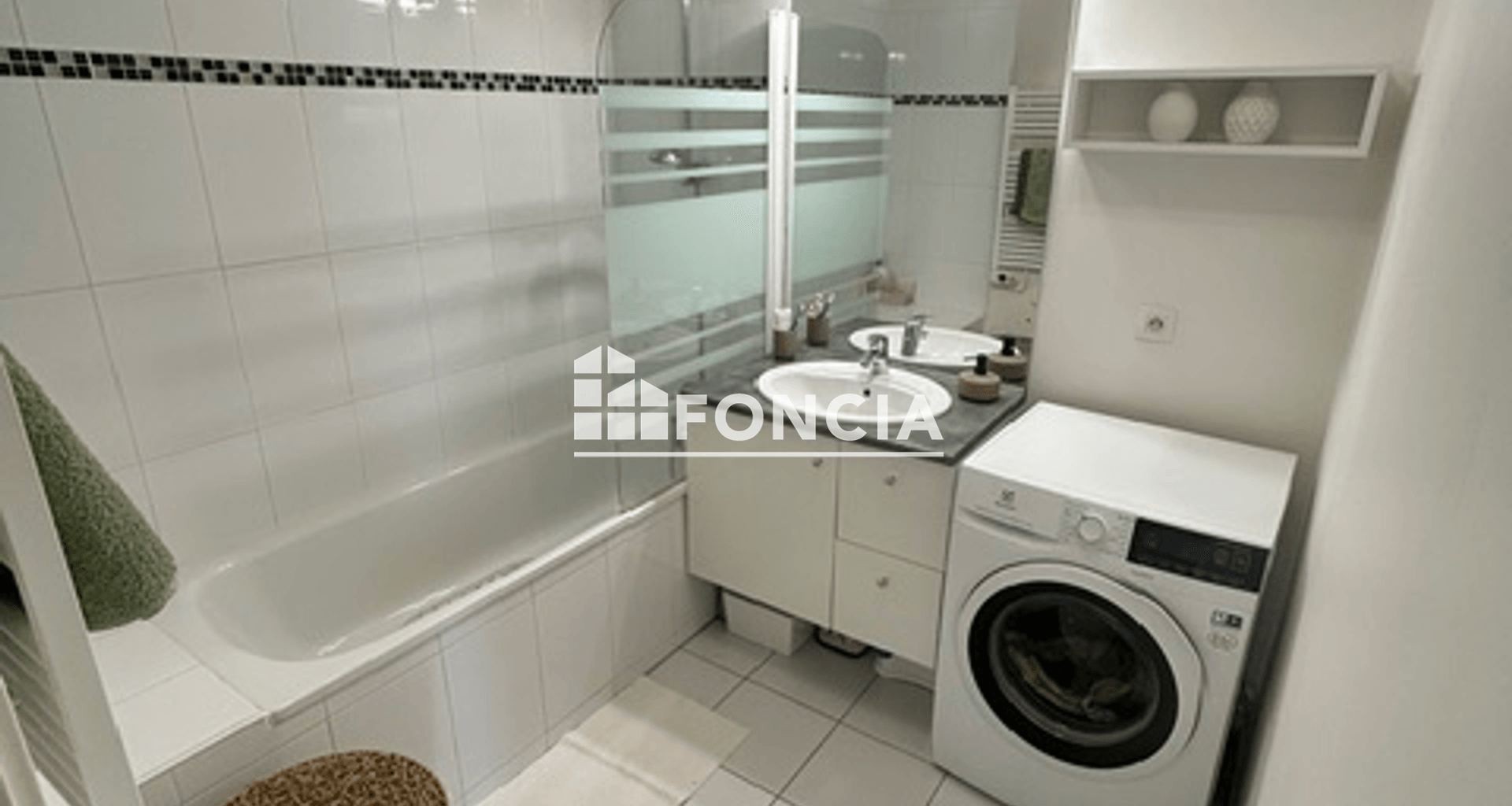Appartement meublé 4 pièces (78.01 m²) à louer - Antony (92160)