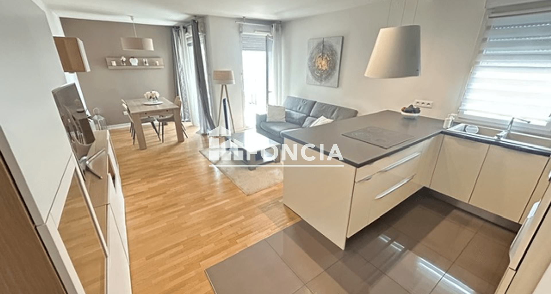 Appartement meublé 4 pièces (78.01 m²) à louer - Antony (92160)
