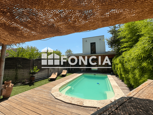 Maison 4 pièces (80 m²) à louer - Aigues Vives (30670)