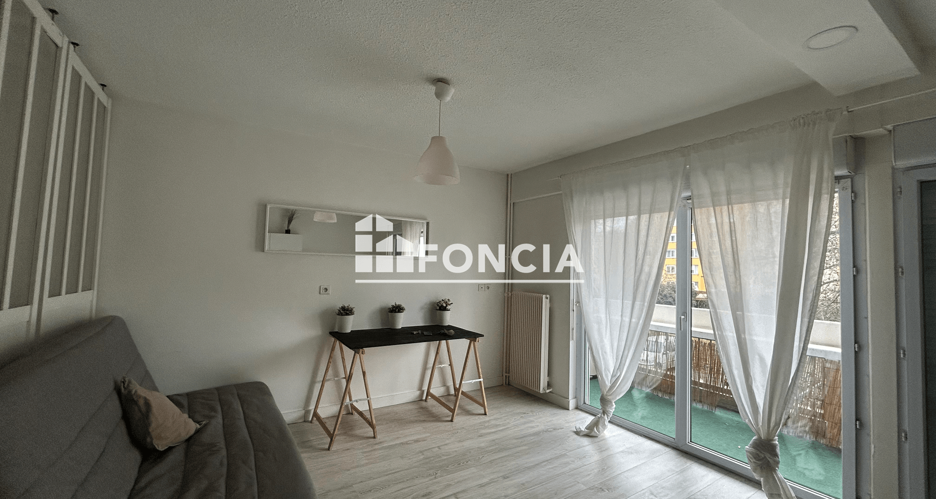 Studio meublé (29.5 m²) à louer - Mâcon (71000)