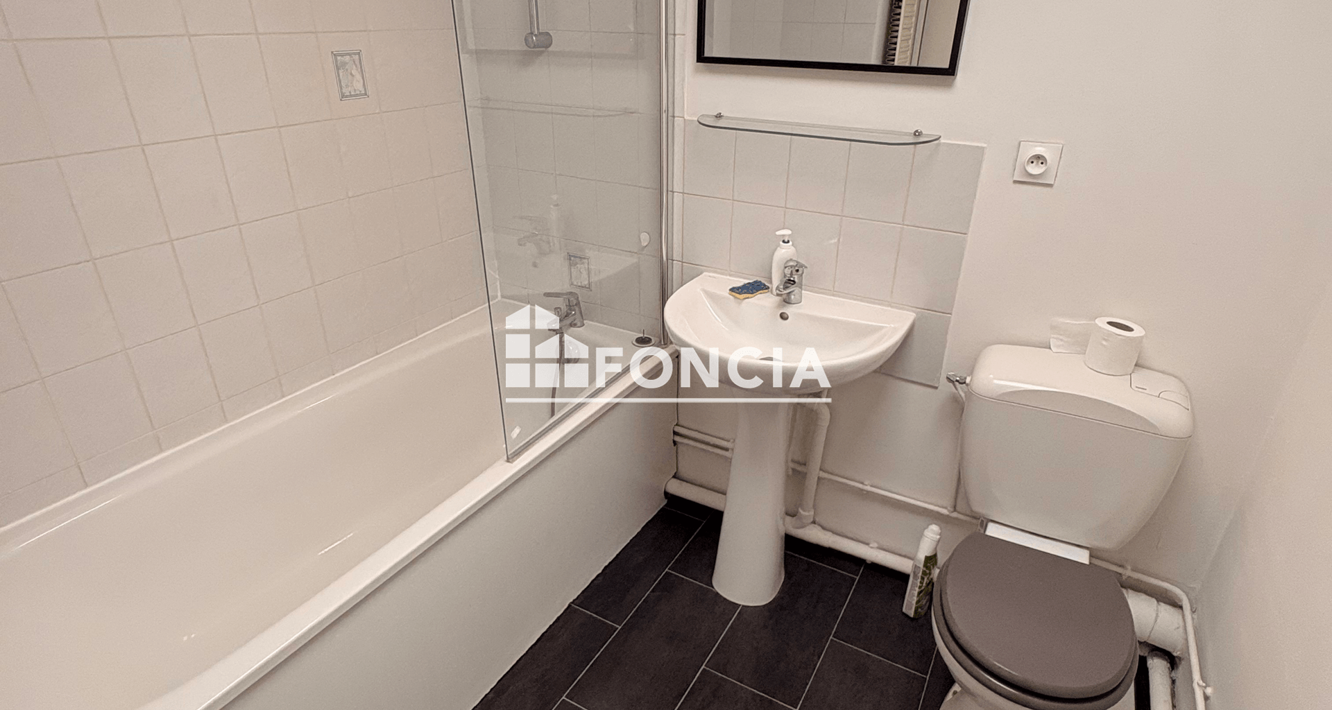 Studio (26 m²) à louer - Saint-germain-lès-corbeil (91250)