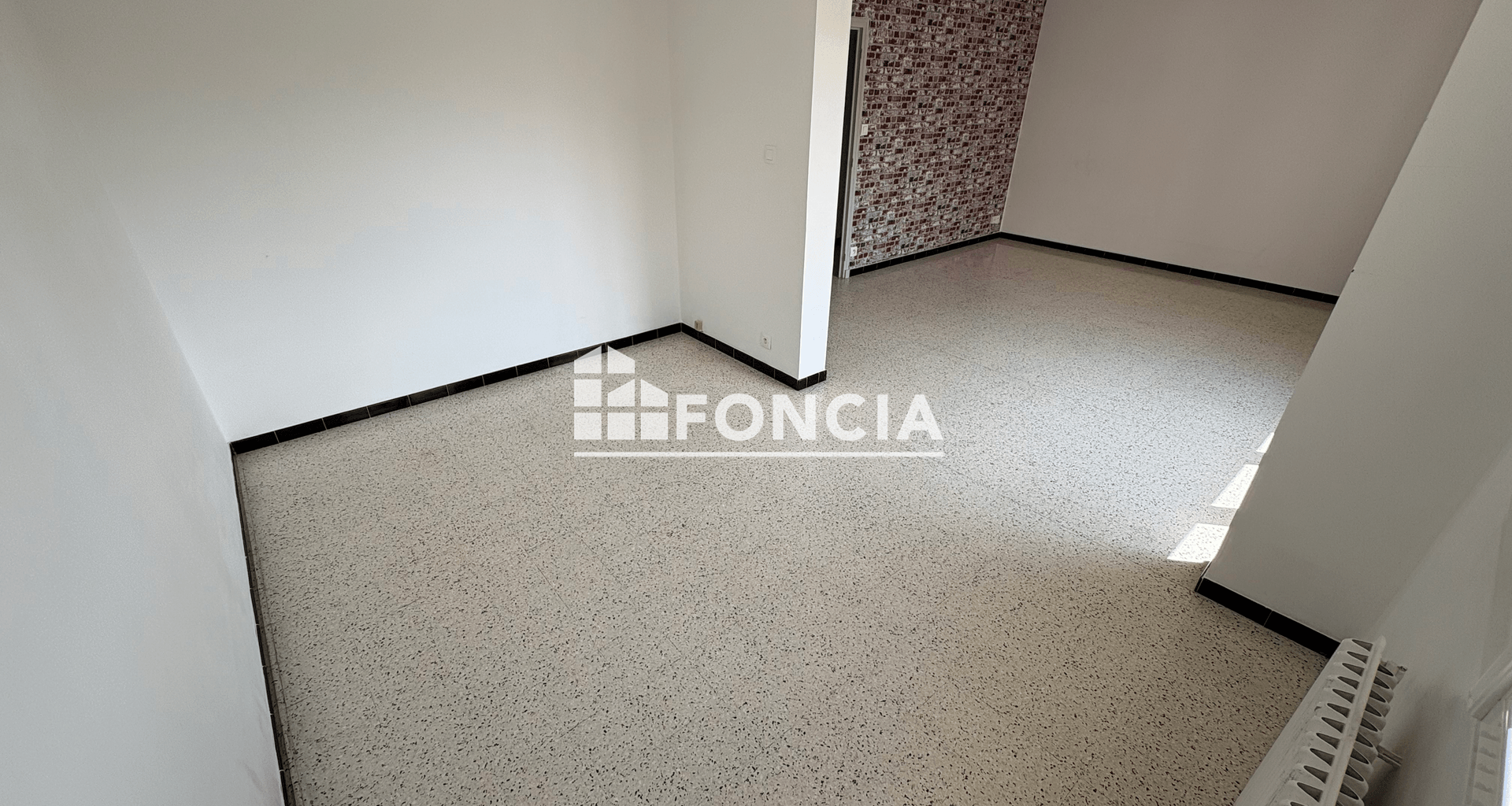 Appartement 4 pièces (75.3 m²) à louer - Tournon-sur-rhône (07300)
