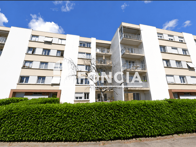 Appartement 2 pièces (42.2 m²) à louer - Fontaine Les Dijon (21121)