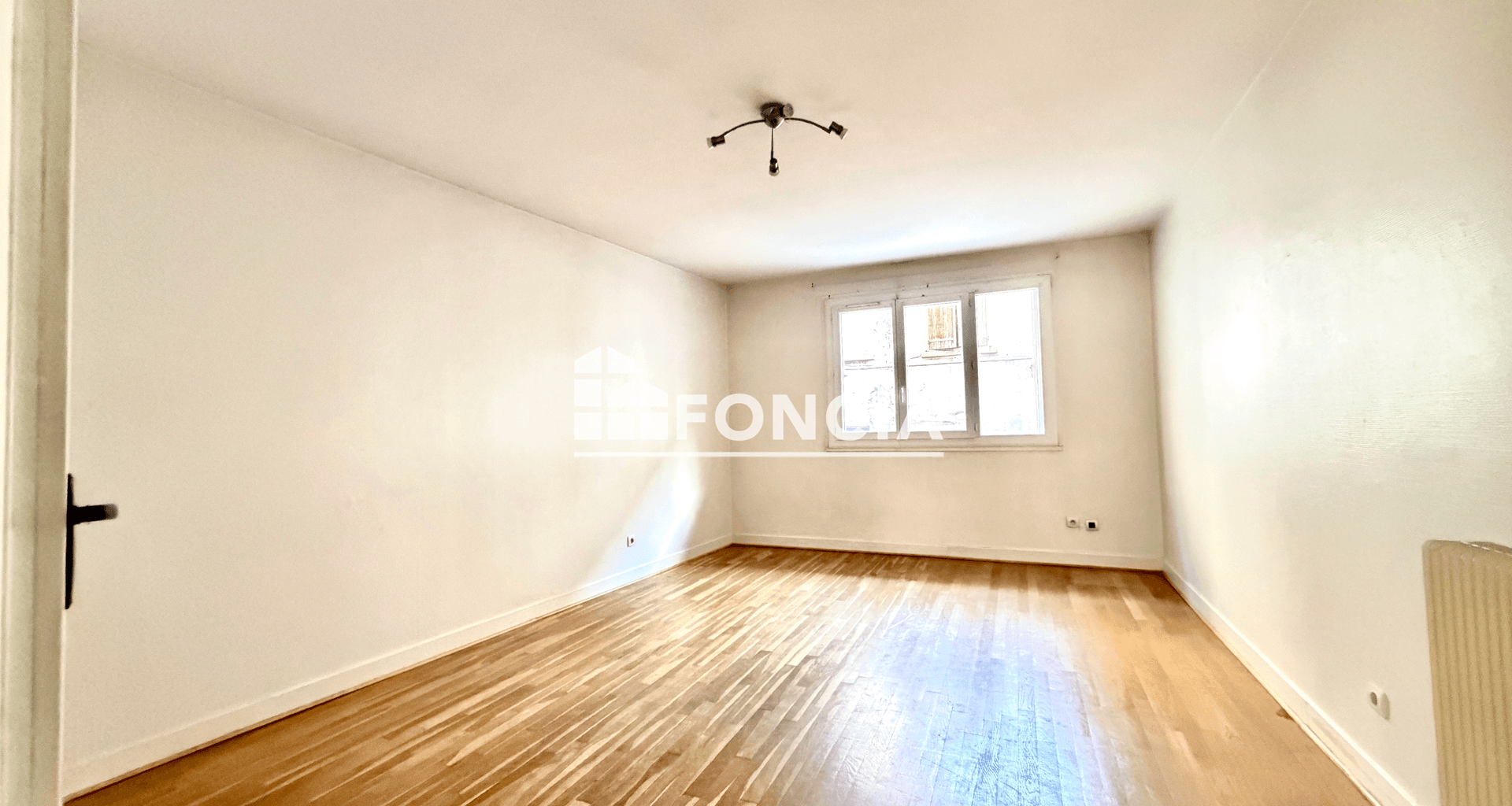 Appartement 2 pièces (53 m²) à vendre - Villeurbanne (69100)