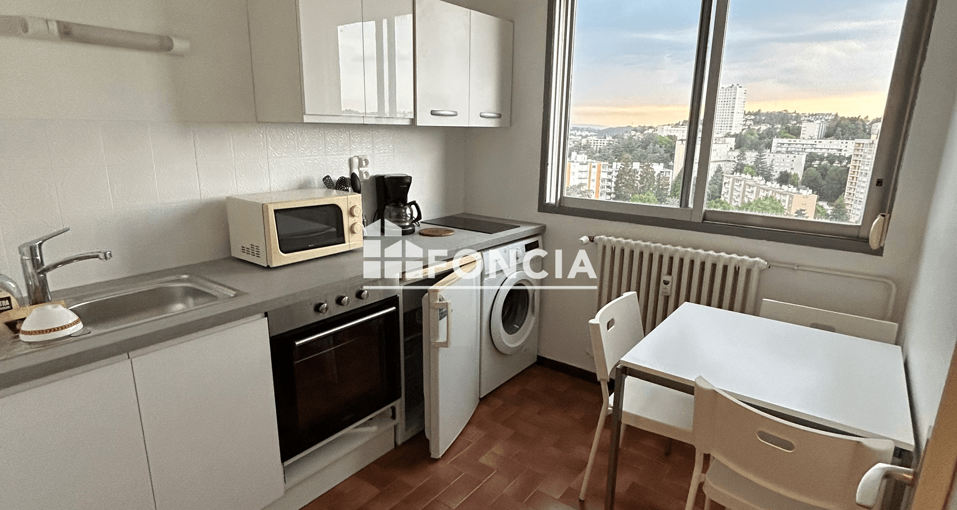Studio meublé (24.8 m²) à louer - Saint-étienne (42100)