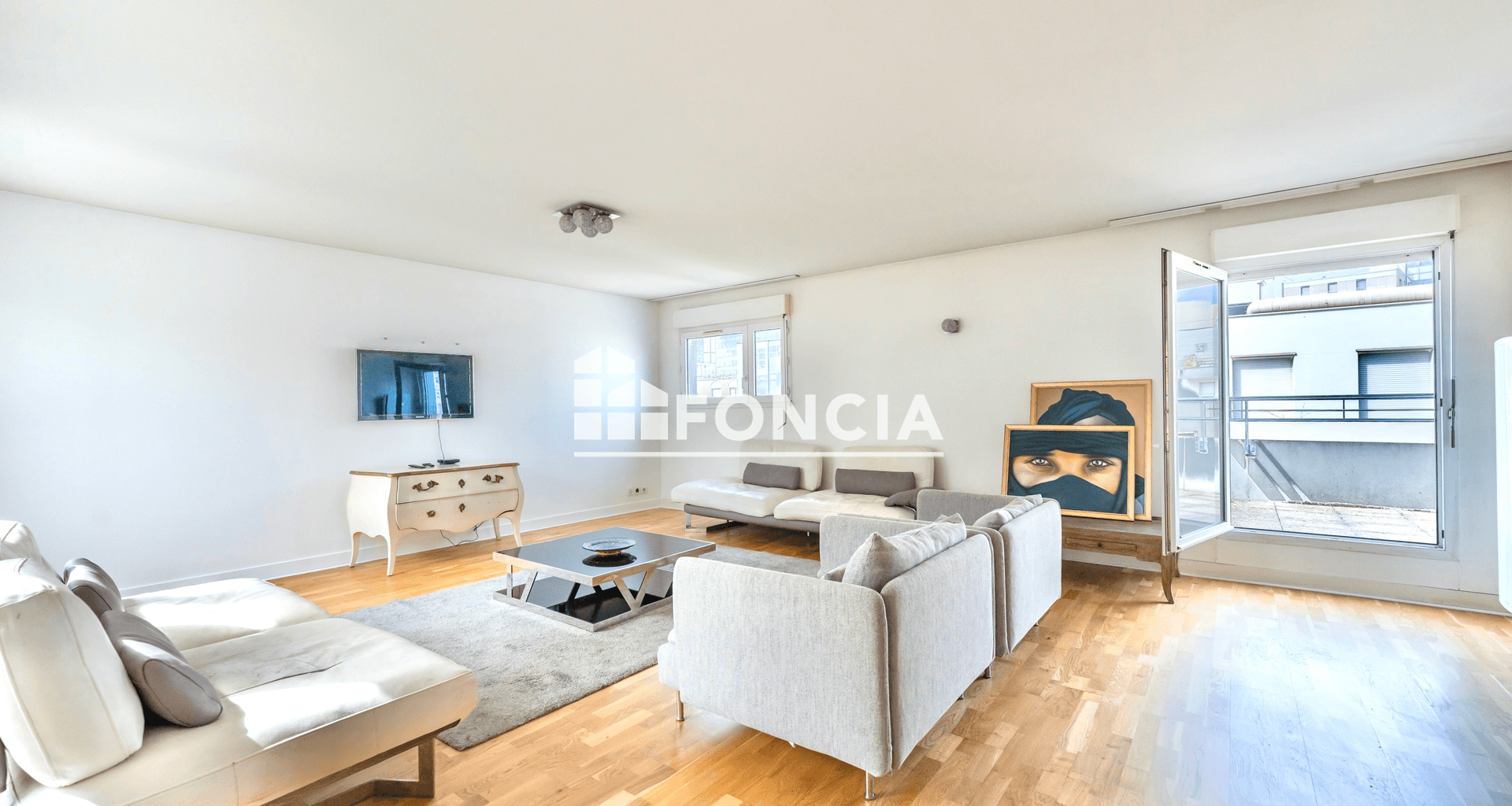 Appartement 6 pièces (141.75 m²) à vendre - Courbevoie (92400)