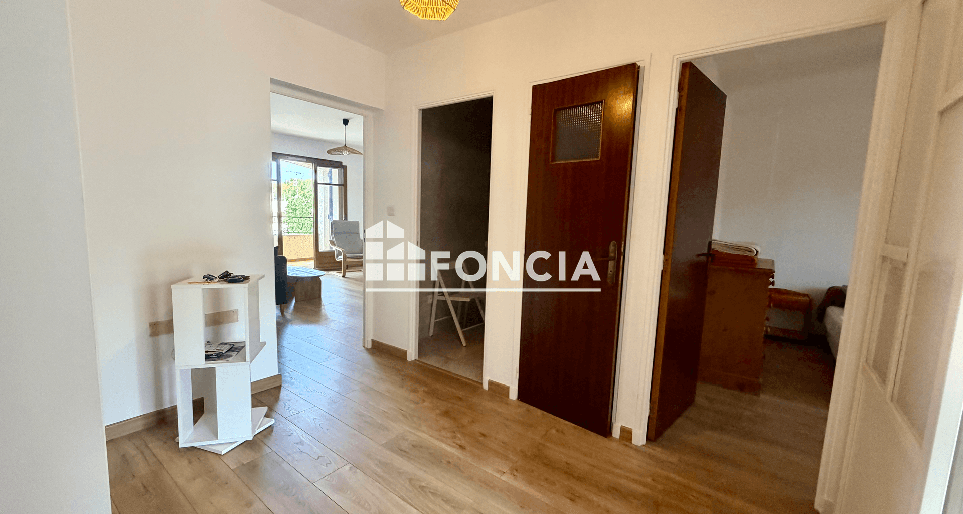 Appartement 2 pièces (50 m²) à vendre - Saint-cyr-sur-mer (83270)