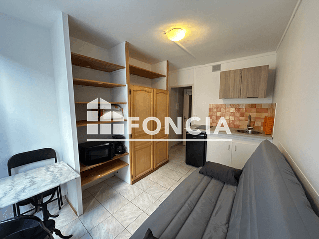 Studio meublé (14.75 m²) à louer - Manosque (04100)