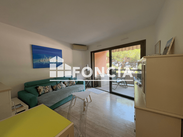 Appartement meublé 2 pièces (31.02 m²) à louer - Mandelieu (06210)
