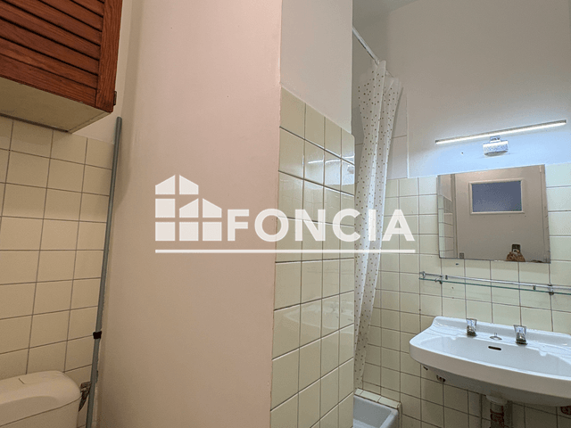 Appartement 2 pièces (45 m²) à louer - Nimes (30000)