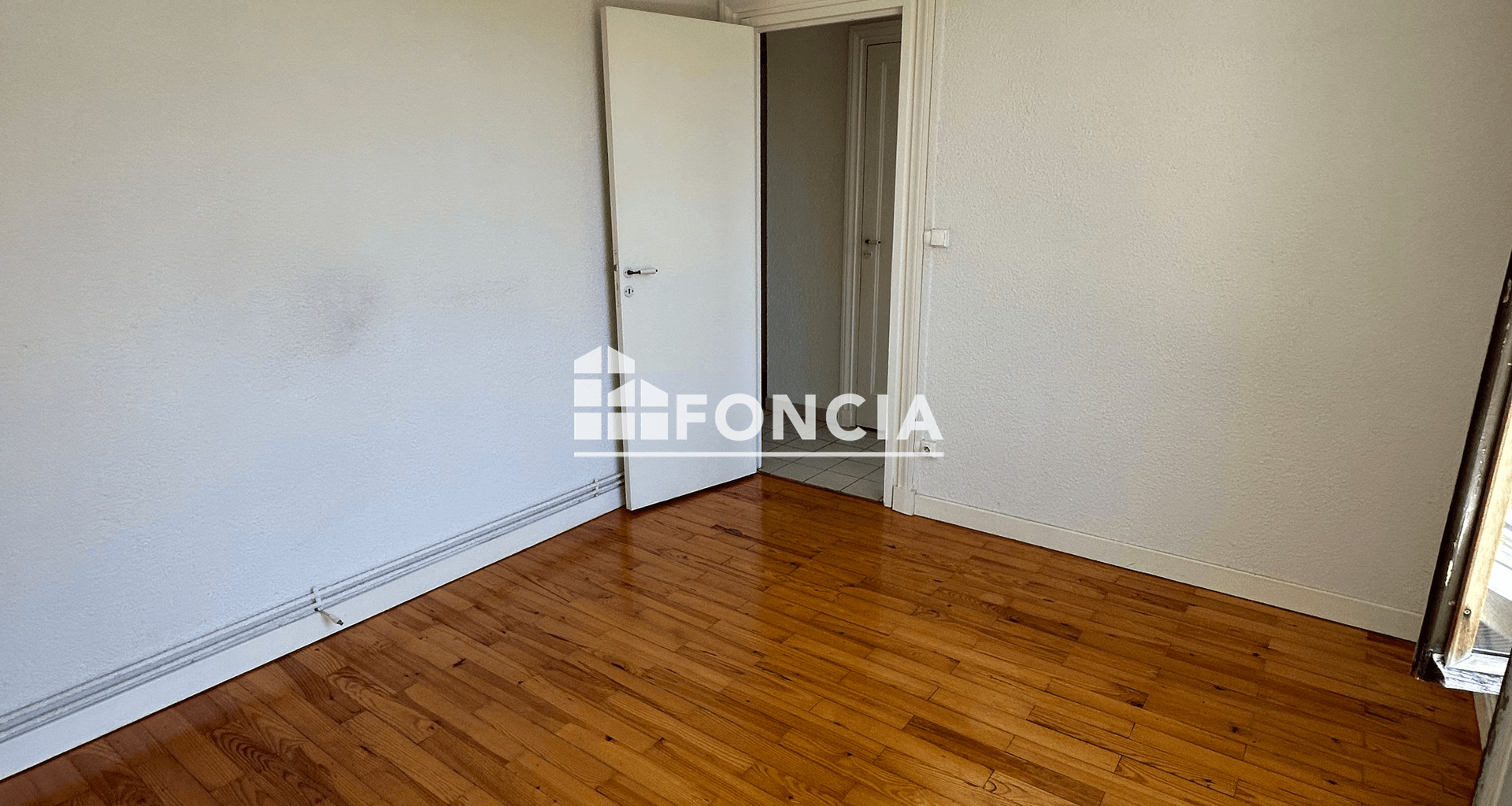 Appartement 2 pièces (76.77 m²) à louer - Roanne (42300)
