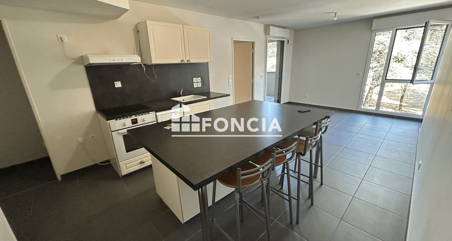 Appartement 2 pièces (43.2 m²) à louer - Décines-charpieu (69150)