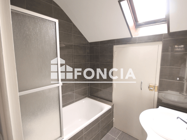 Appartement 2 pièces (50 m²) à louer - Meylan (38240)