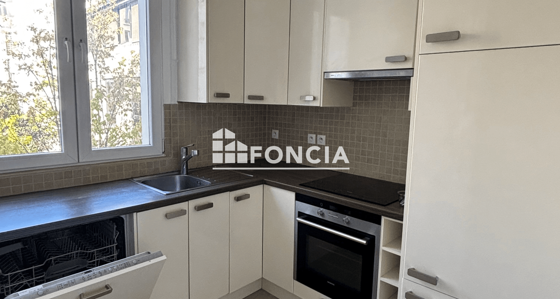 Appartement 2 pièces (65.19 m²) à louer - Levallois-perret (92300)