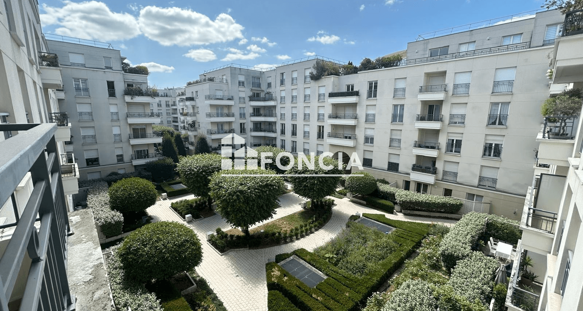 Appartement 2 pièces (55 m²) à louer - Issy-les-moulineaux (92130)
