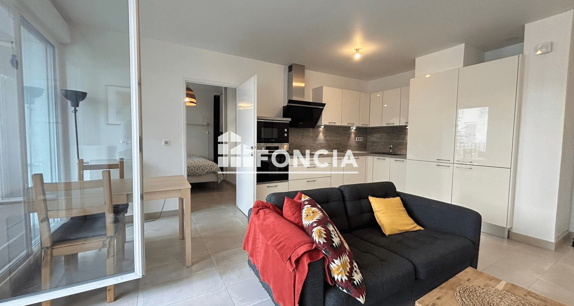 Appartement 2 pièces (41.9 m²) à louer - Issy-les-moulineaux (92130)