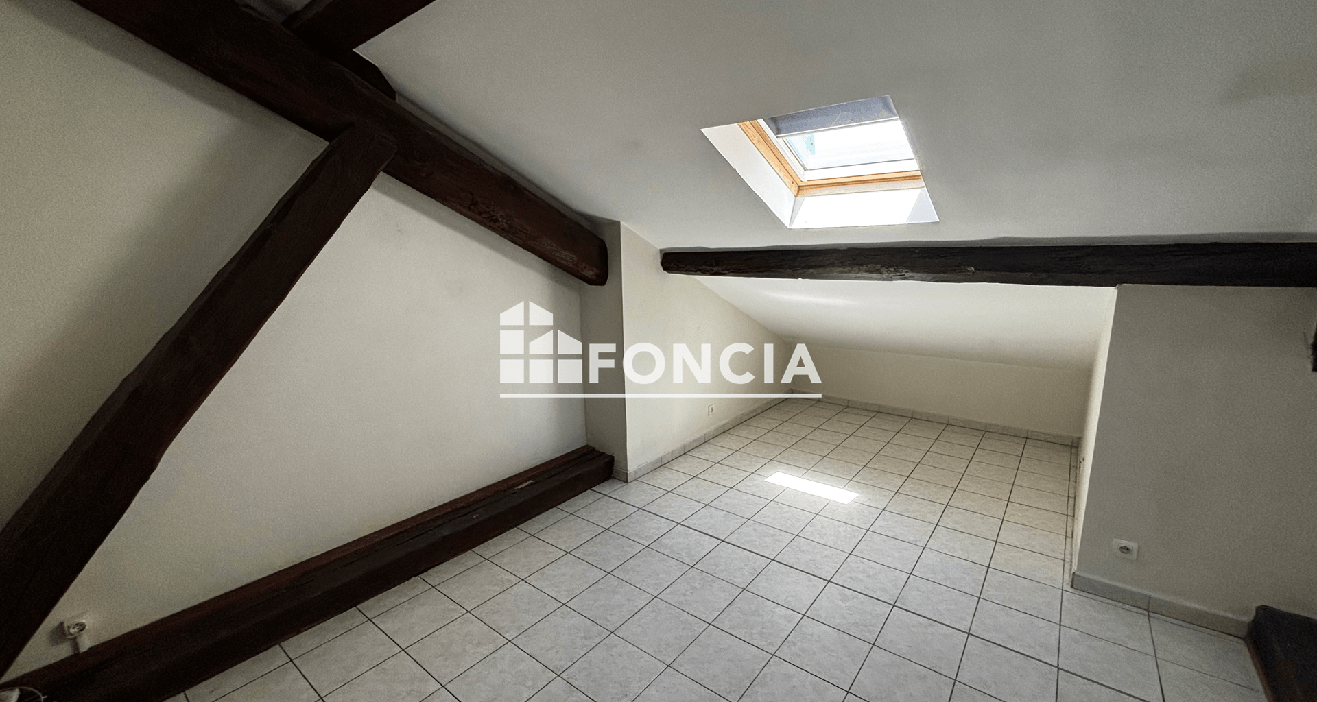 Studio (30 m²) à vendre - Lyon 7ᵉ (69007)