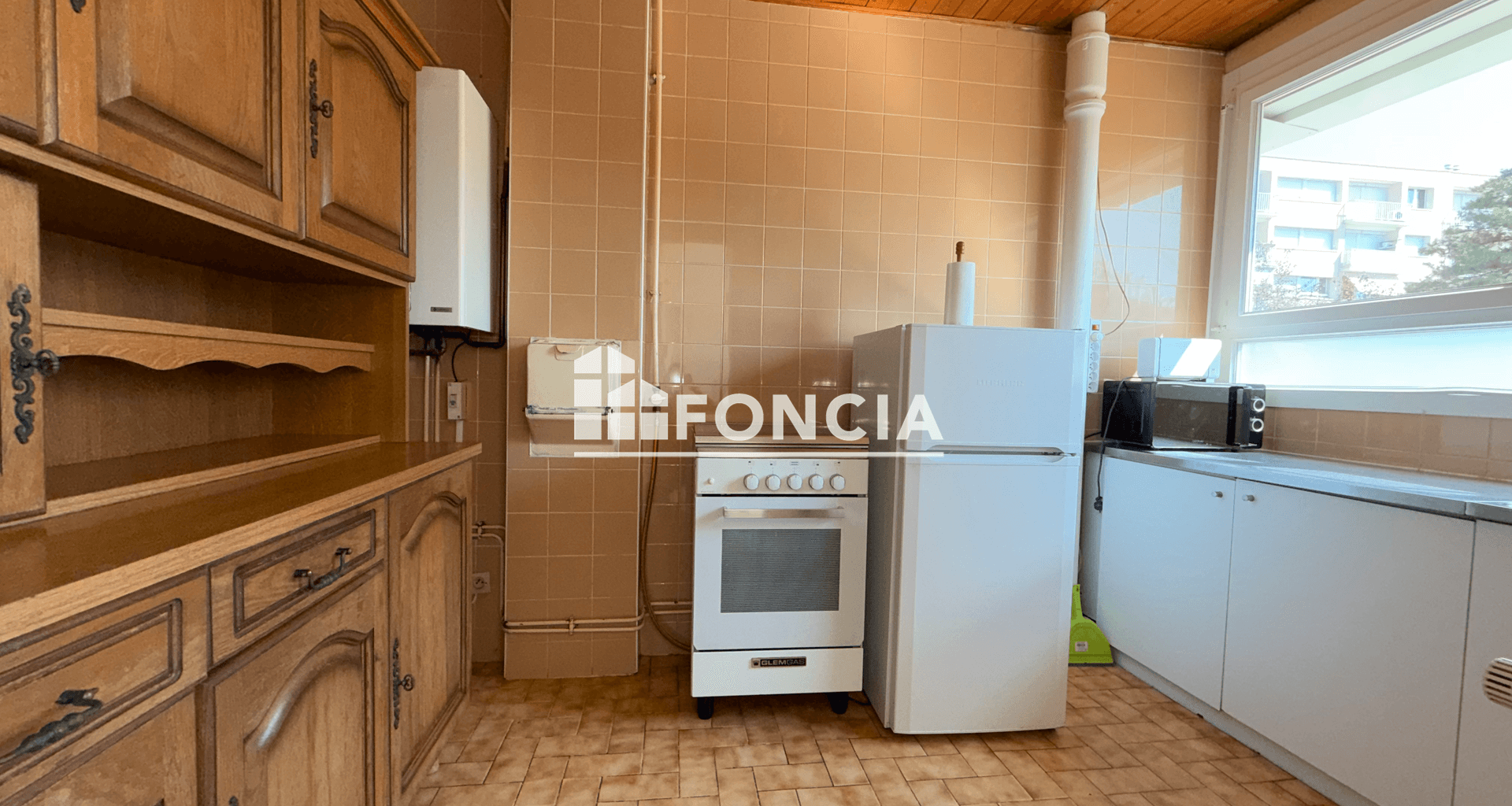 Appartement meublé 2 pièces (46 m²) à louer - Bron (69500)