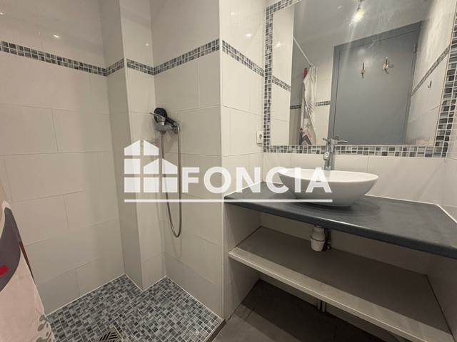 Appartement 4 pièces (64.72 m²) à louer - Toulon (83200)