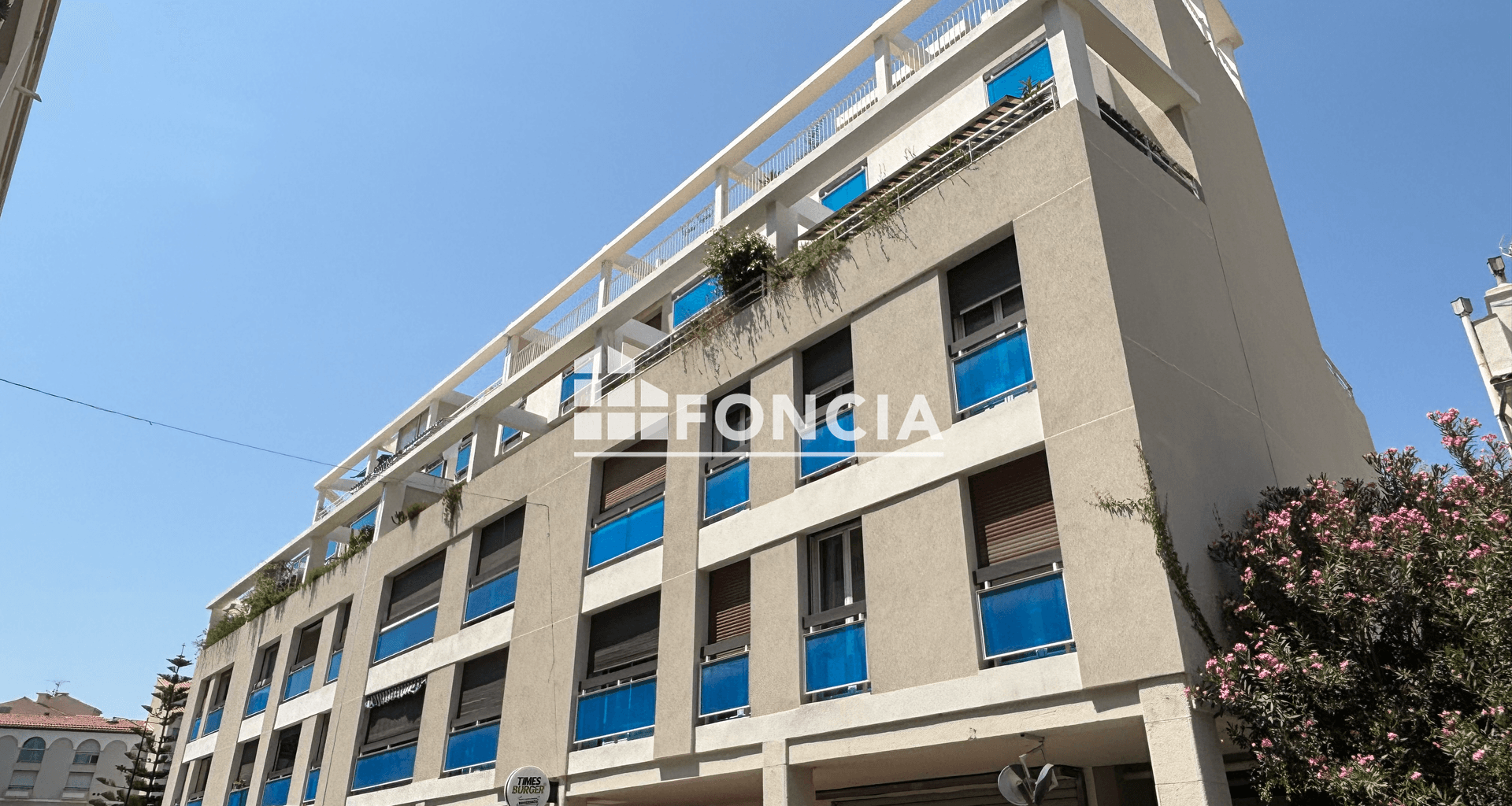 Studio (28 m²) à vendre - Hyères (83400)