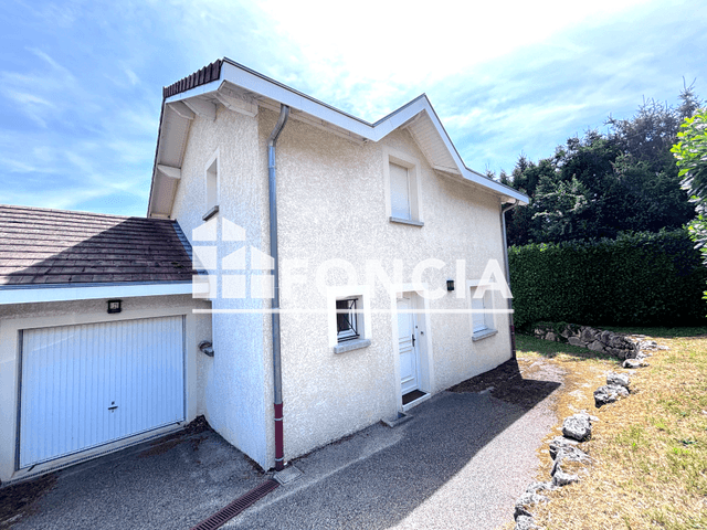 Maison 5 pièces (107.77 m²) à louer - Coublevie (38500)