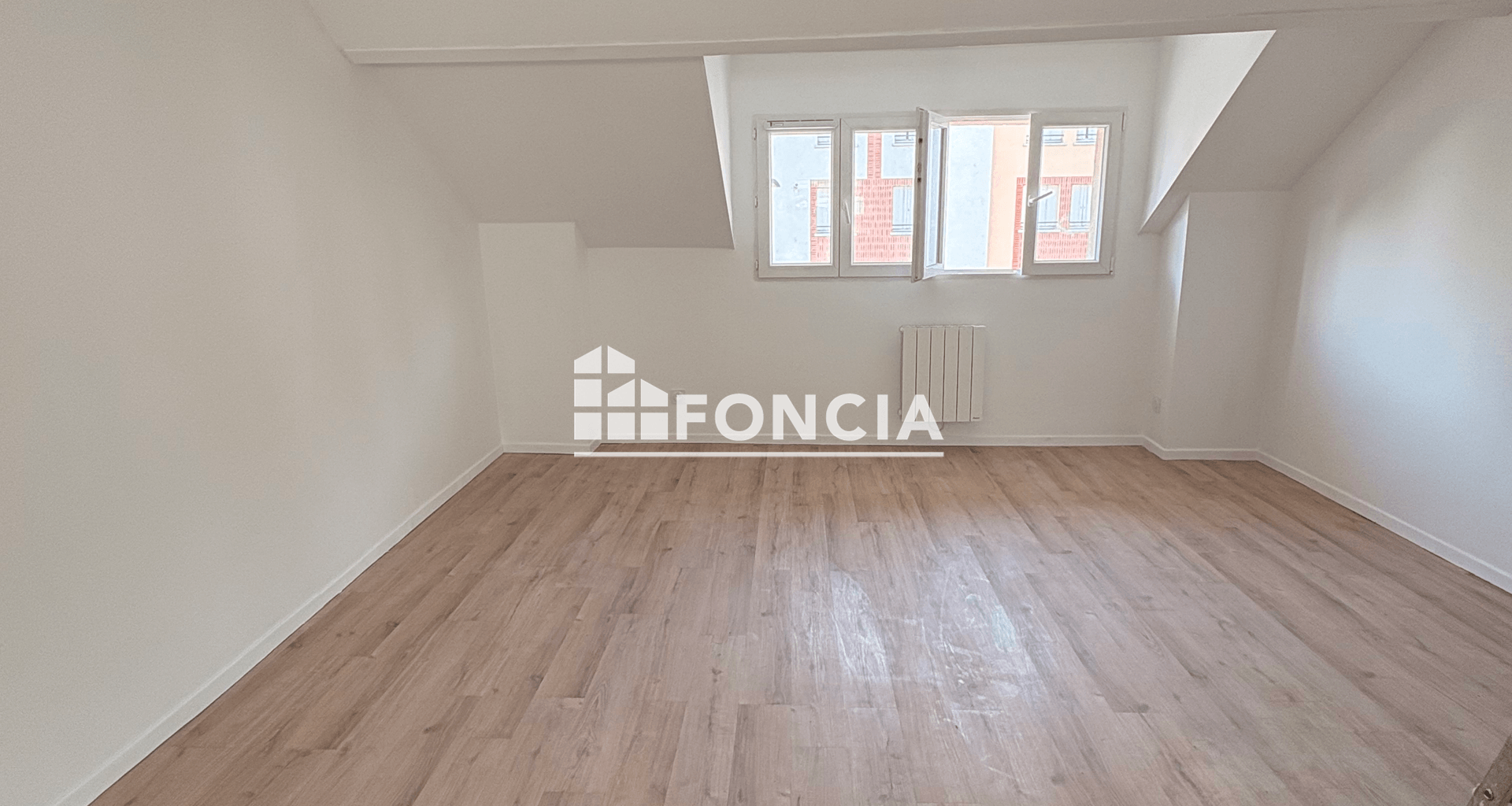 Appartement 3 pièces (55.53 m²) à louer - Corbeil-essonnes (91100)