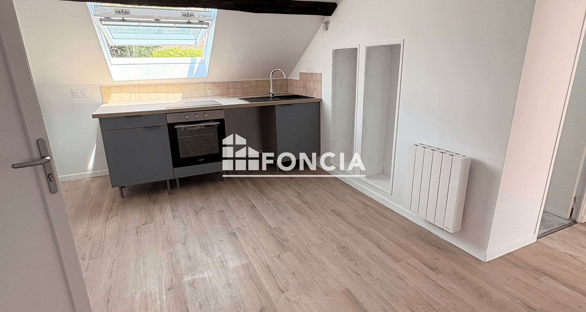 Appartement 3 pièces (55.53 m²) à louer - Corbeil-essonnes (91100)