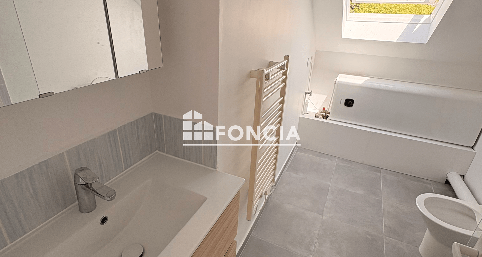 Appartement 3 pièces (55.53 m²) à louer - Corbeil-essonnes (91100)