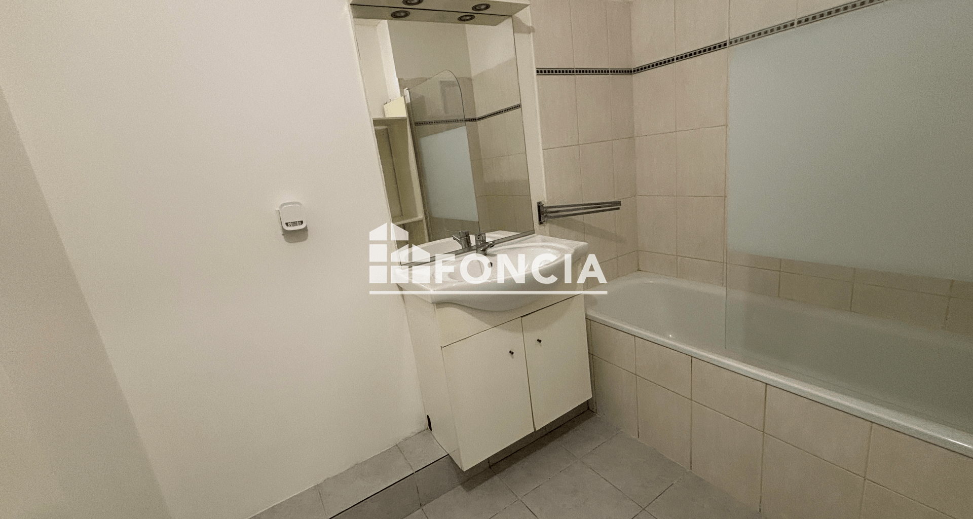 Studio (30 m²) à vendre - Avignon (84000)
