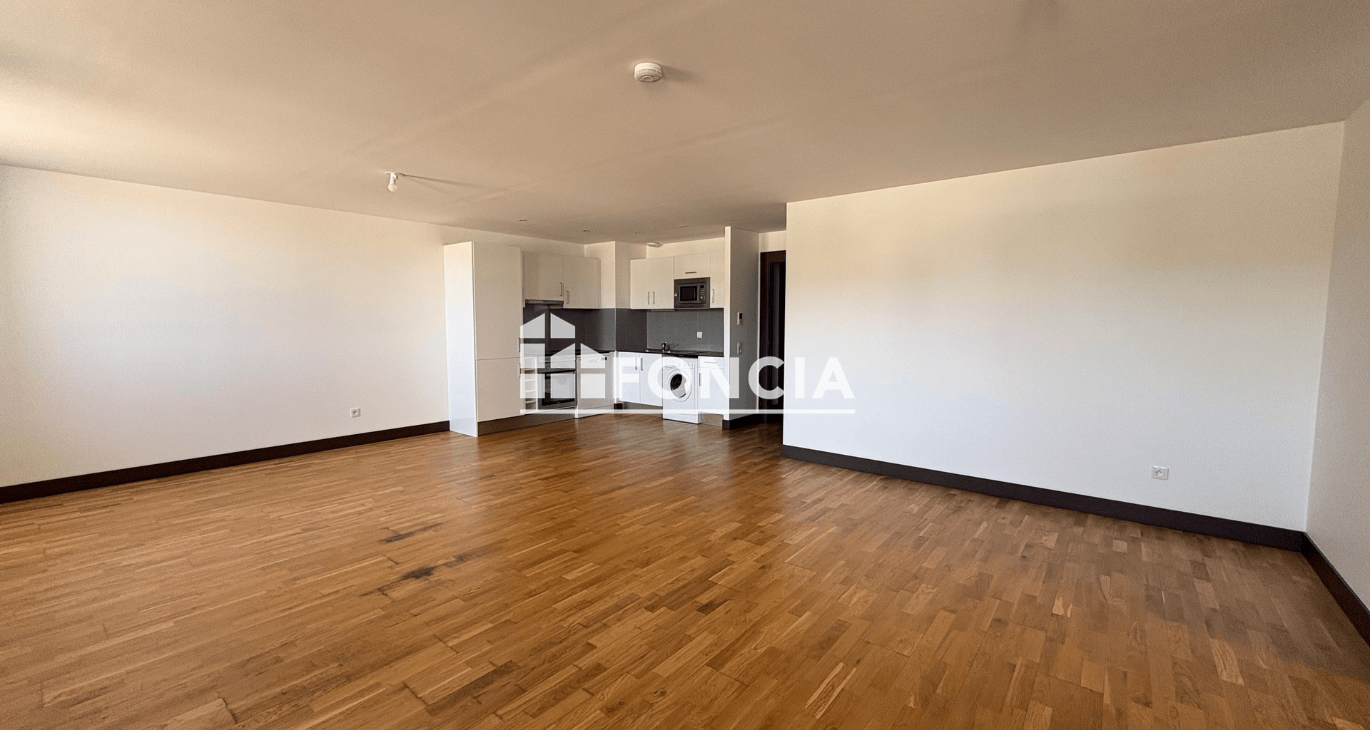 Appartement 3 pièces (72.3 m²) à vendre - Rochefort (17300)