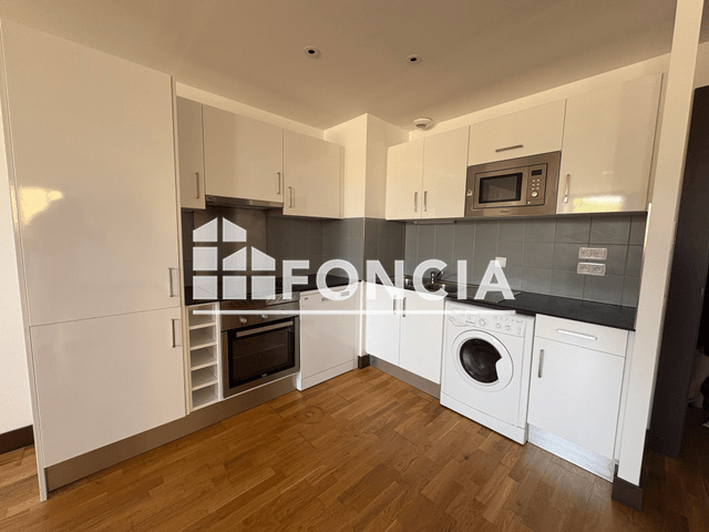Appartement 3 pièces (72.14 m²) à louer - Rochefort (17300)