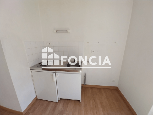 Studio (21 m²) à louer - Besan��on (25000)