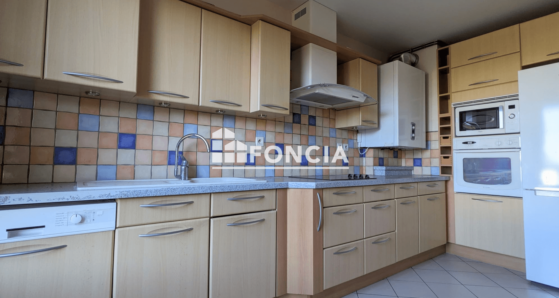 Appartement 5 pièces (131.48 m²) à louer - Le Mans (72000)