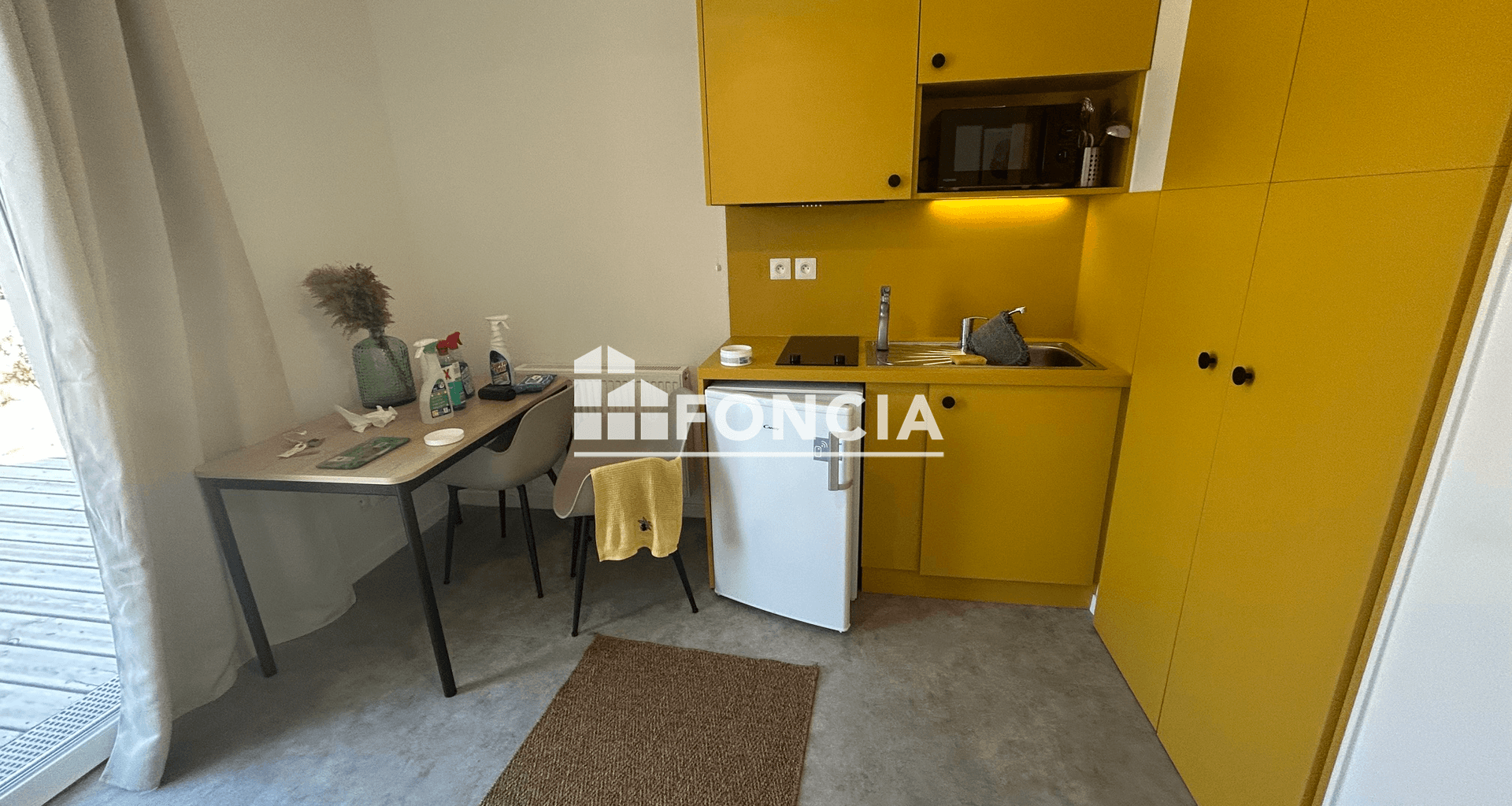 Studio meublé (19.45 m²) à louer - Saint-priest (69800)
