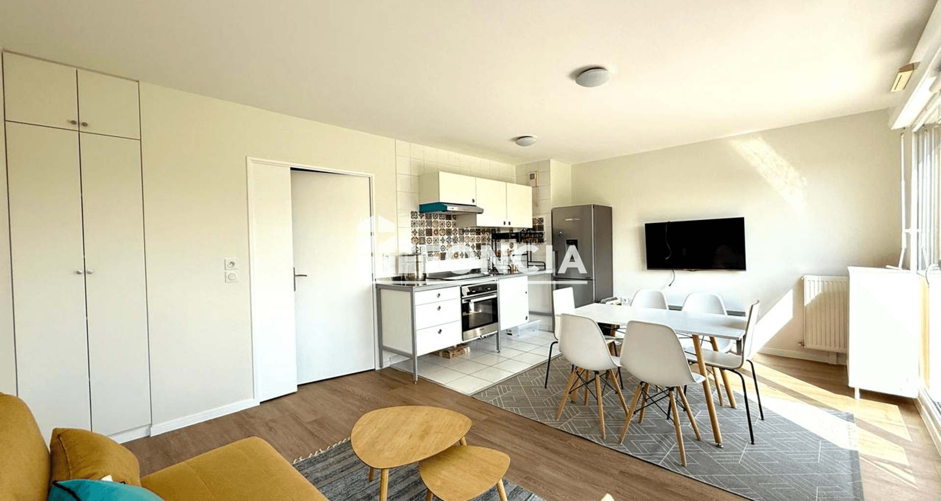 Appartement meublé 2 pièces (43.7 m²) à louer - Orly (94310)