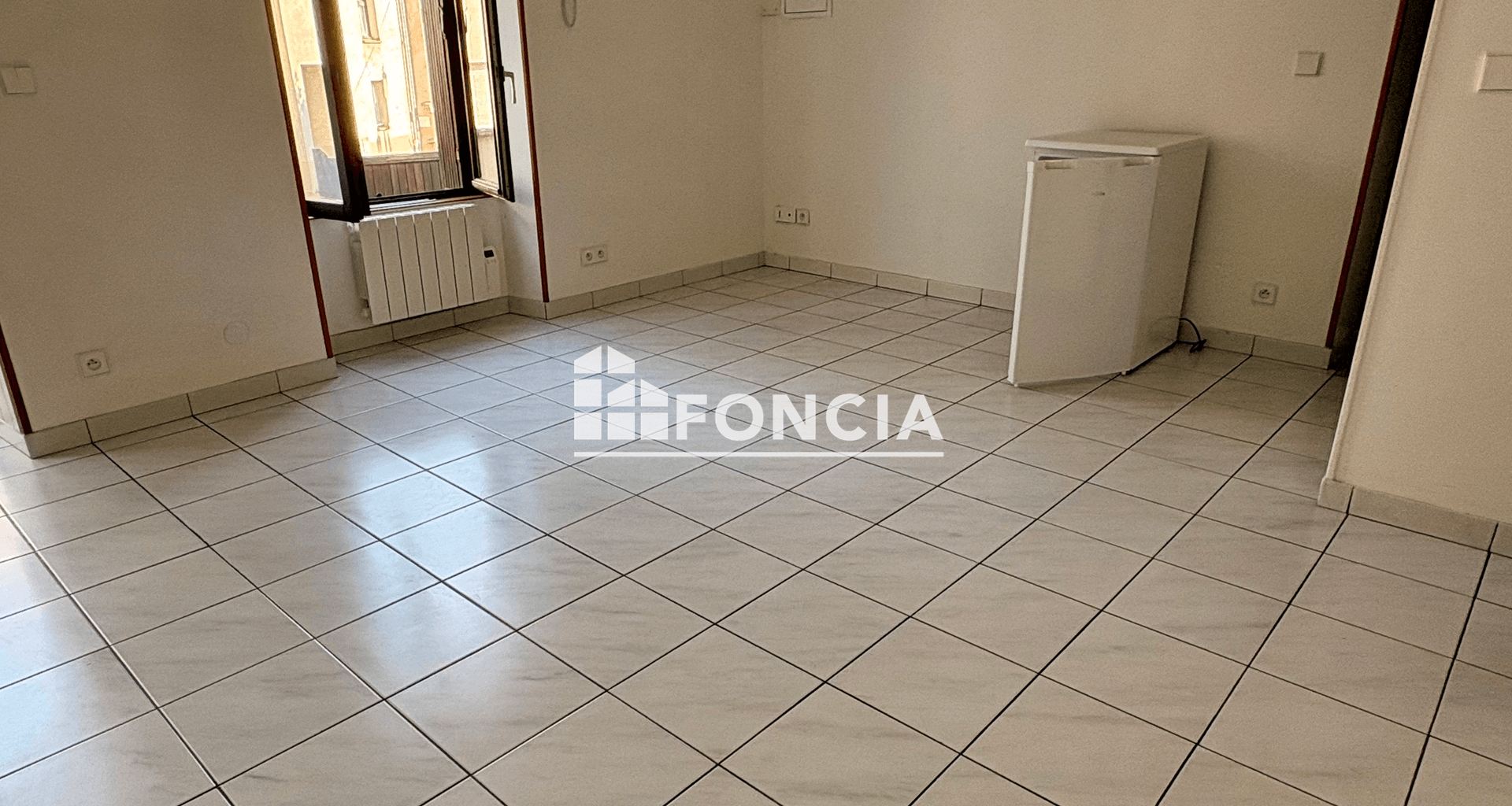 Appartement 2 pièces (27.9 m²) à louer - Aubergenville (78410)