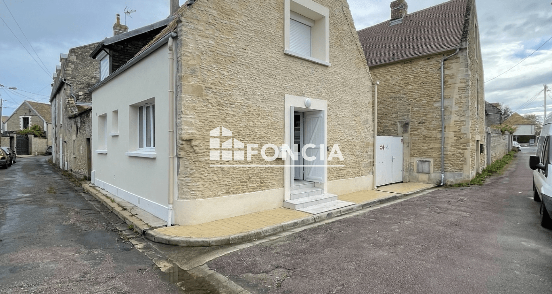 Maison 5 pièces (85 m²) à vendre - Bernières-sur-mer (14990)