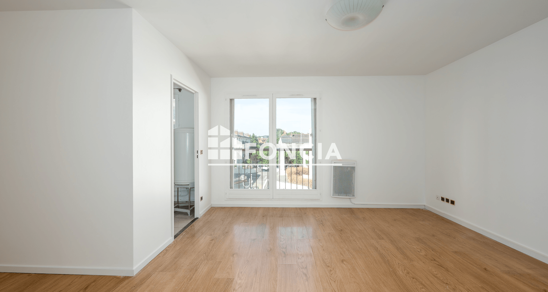 Studio (33 m²) à vendre - Corbeil-essonnes (91100)