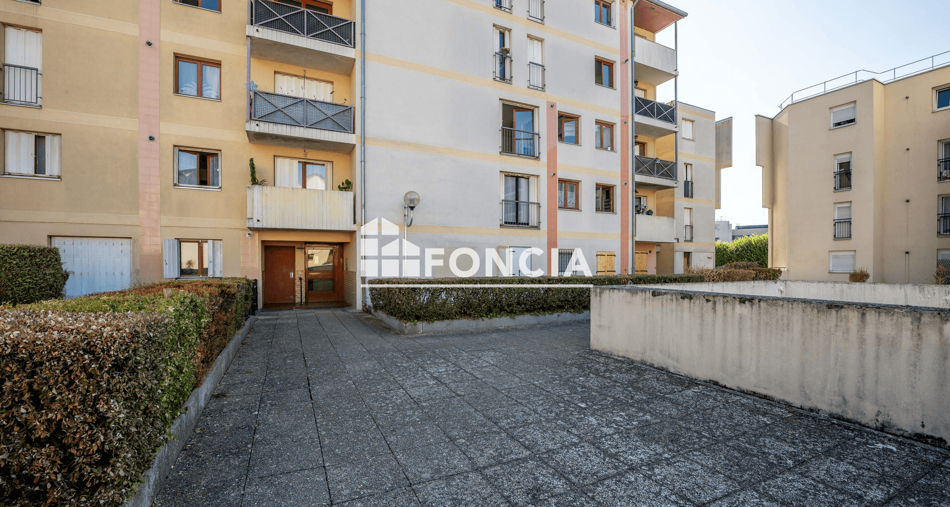 Studio (33 m²) à vendre - Corbeil-essonnes (91100)