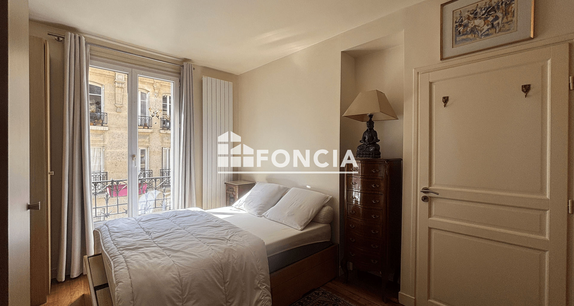 Appartement meublé 2 pièces (38.01 m²) à louer - Paris 18ᵉ (75018)