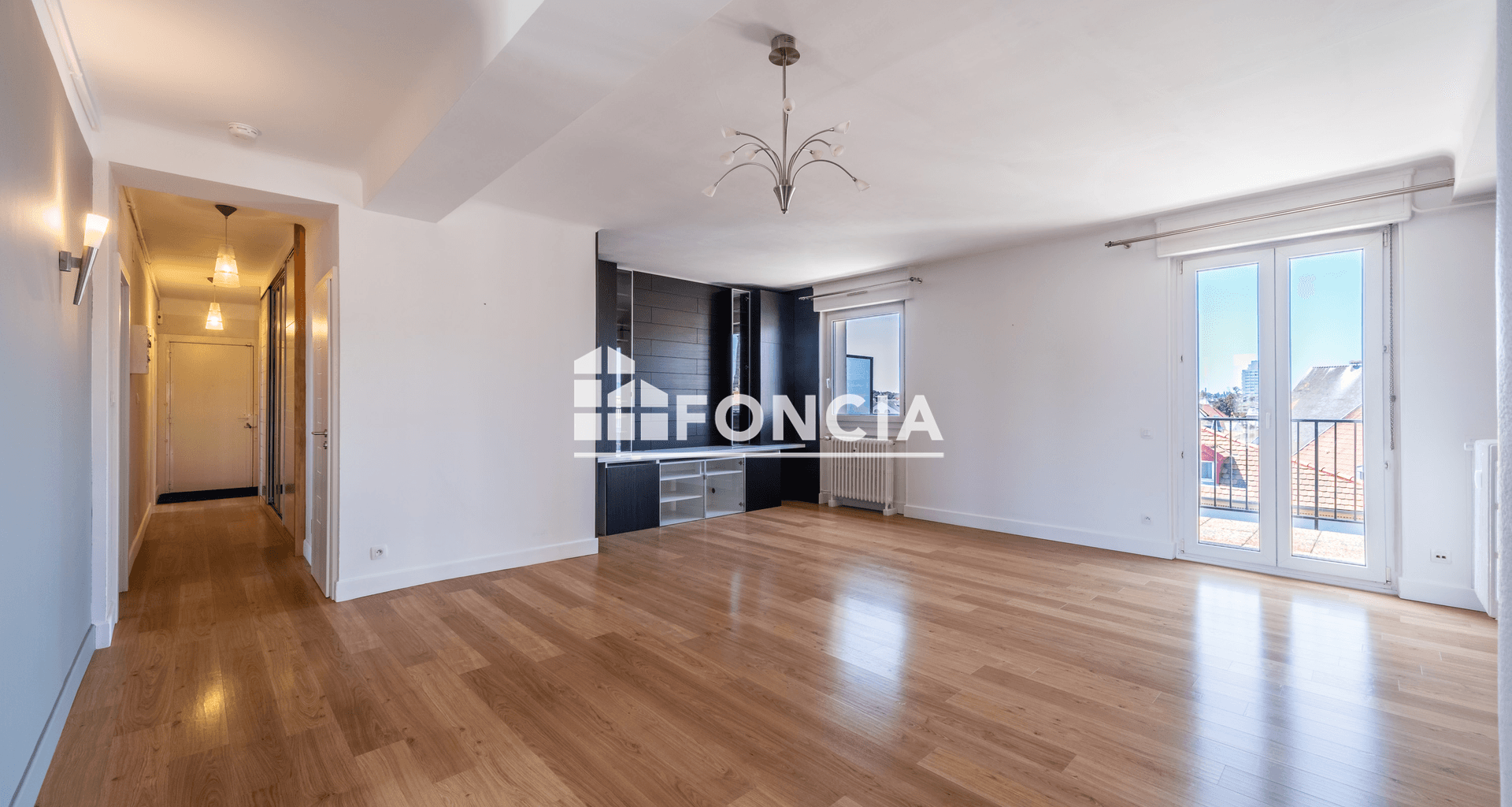 Appartement 5 pièces (123.46 m²) à vendre - Mulhouse (68100)