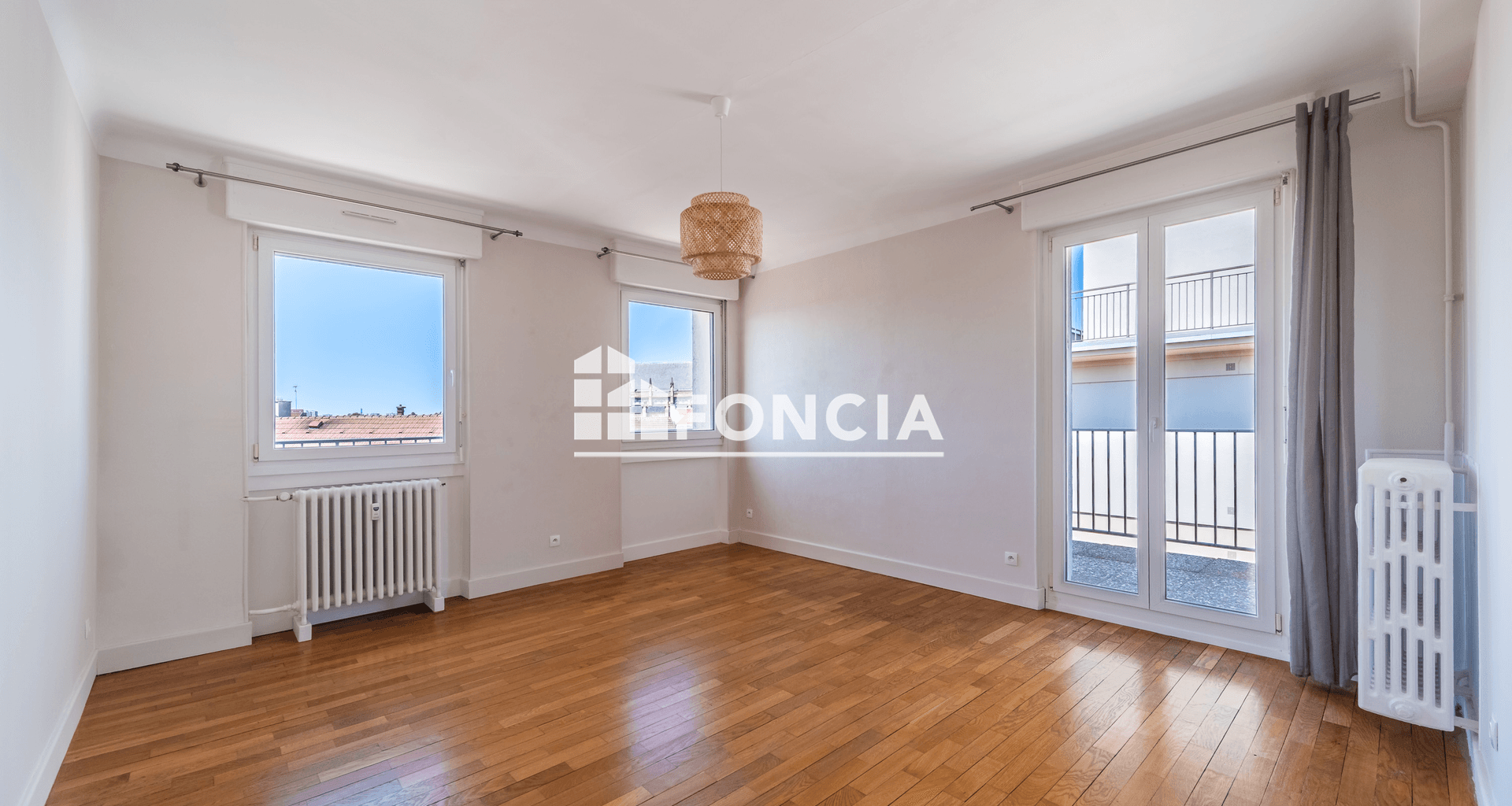 Appartement 5 pièces (123.46 m²) à vendre - Mulhouse (68100)