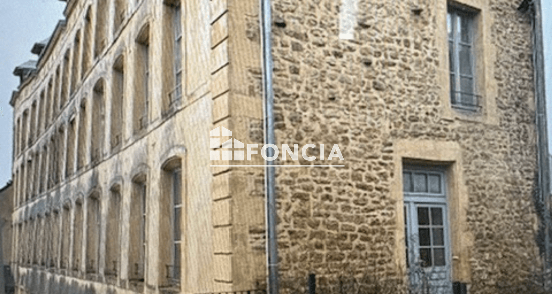 Appartement 2 pièces (55 m²) à vendre - Sedan (08200)